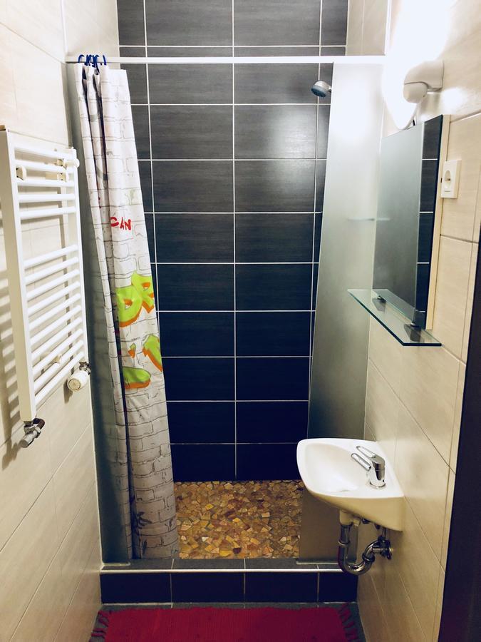 Aladin Hostel Ljubljana Exteriör bild
