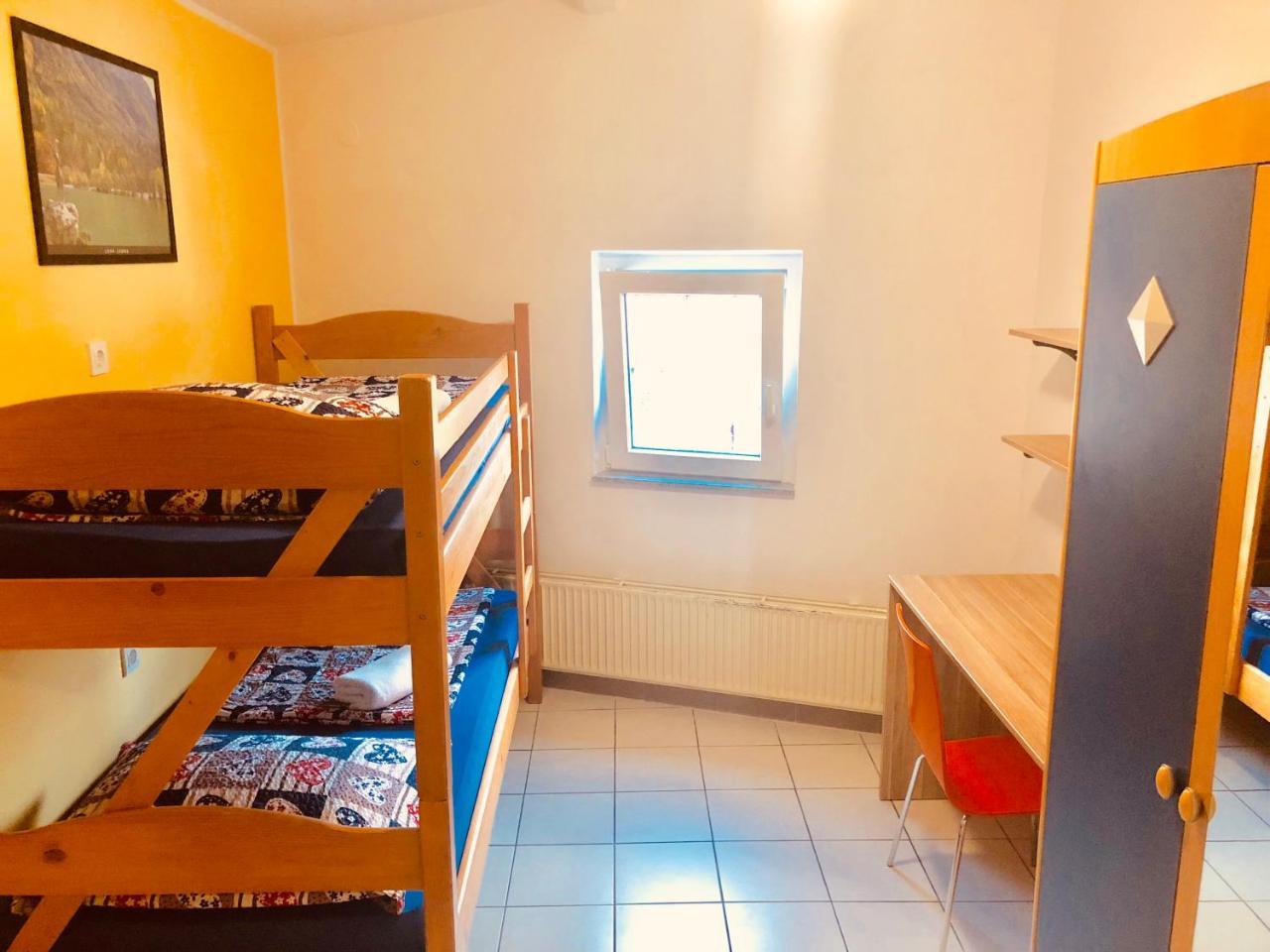Aladin Hostel Ljubljana Exteriör bild