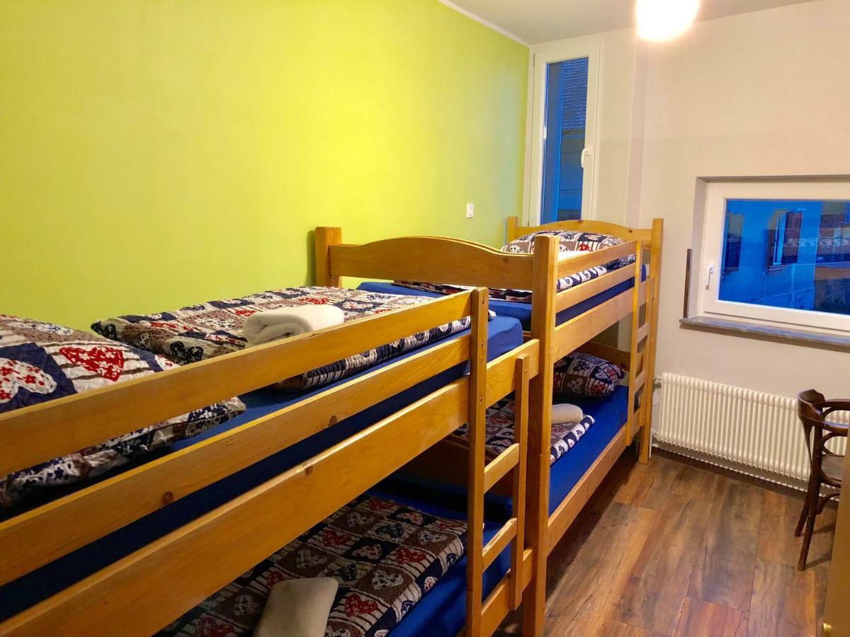Aladin Hostel Ljubljana Exteriör bild